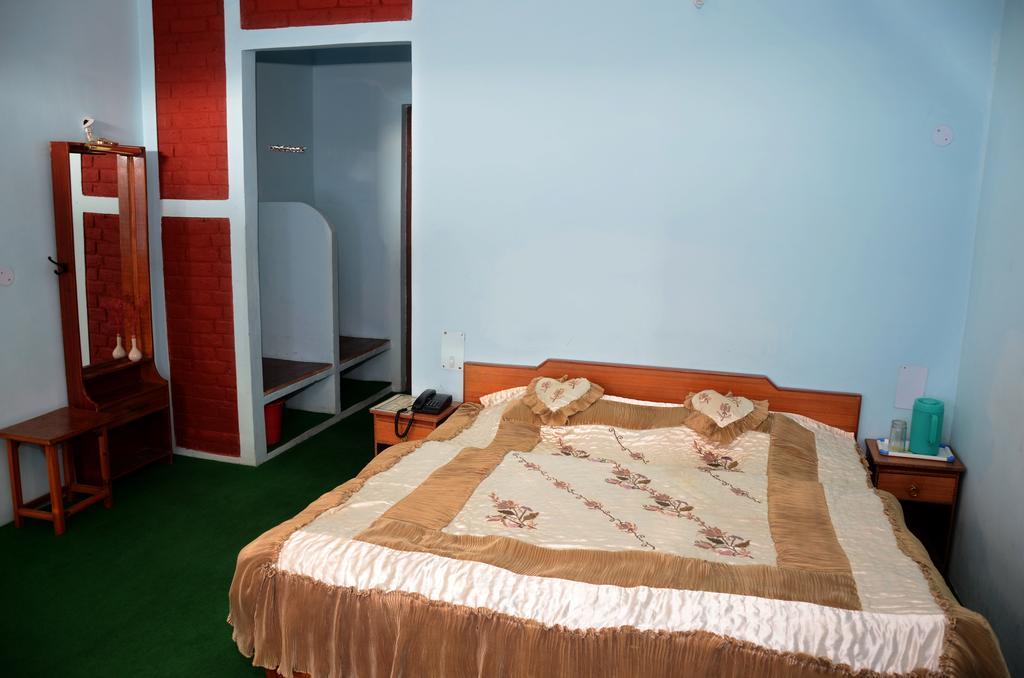 Kalawati Retreat Eco Village Resort Ranikhet Ngoại thất bức ảnh