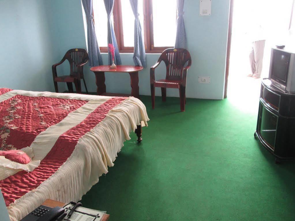 Kalawati Retreat Eco Village Resort Ranikhet Ngoại thất bức ảnh